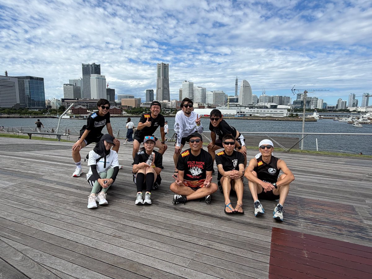 ksk0120's tweet photo. 【#幡ヶ谷再生大学陸上部神奈川 支部練習会報告】
昨日は茨城、栃木、東京の部員にも来ていただき、台風一過のみなとみらい周辺をのんびり走りました。
ラン後は食事会で親睦を深めました。参加いただいた皆さま、ありがとうございました！

#幡ヶ谷再生大学陸上部
#mobstyles https://t.co/7FdhMoTm2S