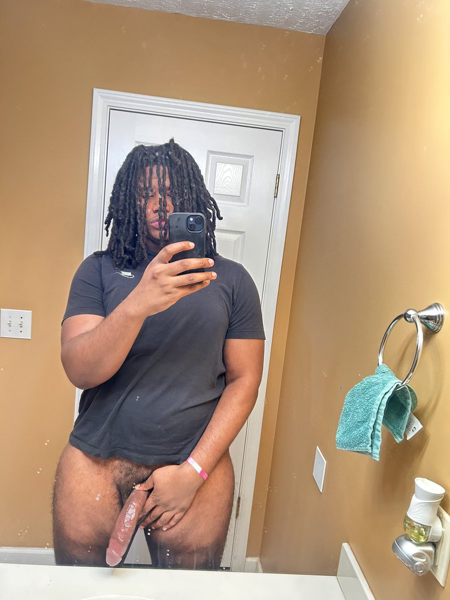 Cerenett's tweet photo. Who’s up rn https://t.co/lgqQ0K1AEV