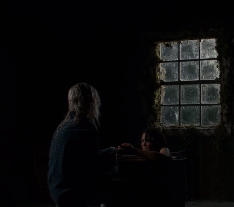 deadguysplane's tweet photo. selling the used bath water from this scene for $1500 dm if you’re interested 💕💕💕 https://t.co/b3RmtPfJmB