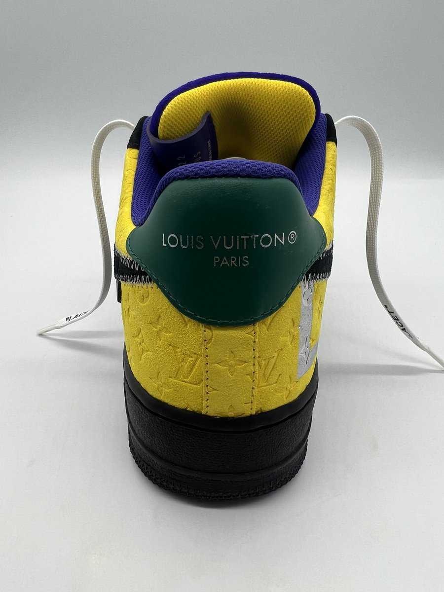 oly2dope's tweet photo. #LV https://t.co/g38e7xdSOz