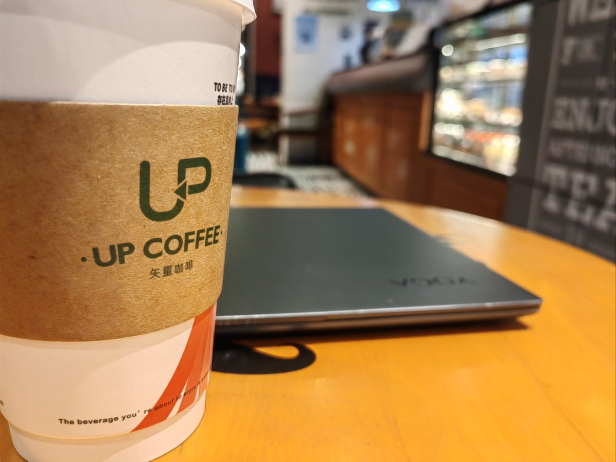 JennetteStxr's tweet photo. Another late night at the office—staring at the screen, sipping the third coffee of the day, counting the minutes till tomorrow’s weekend wind-down. https://t.co/8CB9KJDQeh