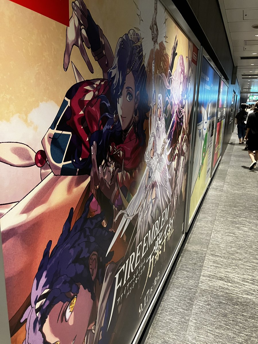 zzz_ppr's tweet photo. 全然東京暑かった
人多すぎて広告見つけてあわわわ〜 https://t.co/MC5S8wsOtE
