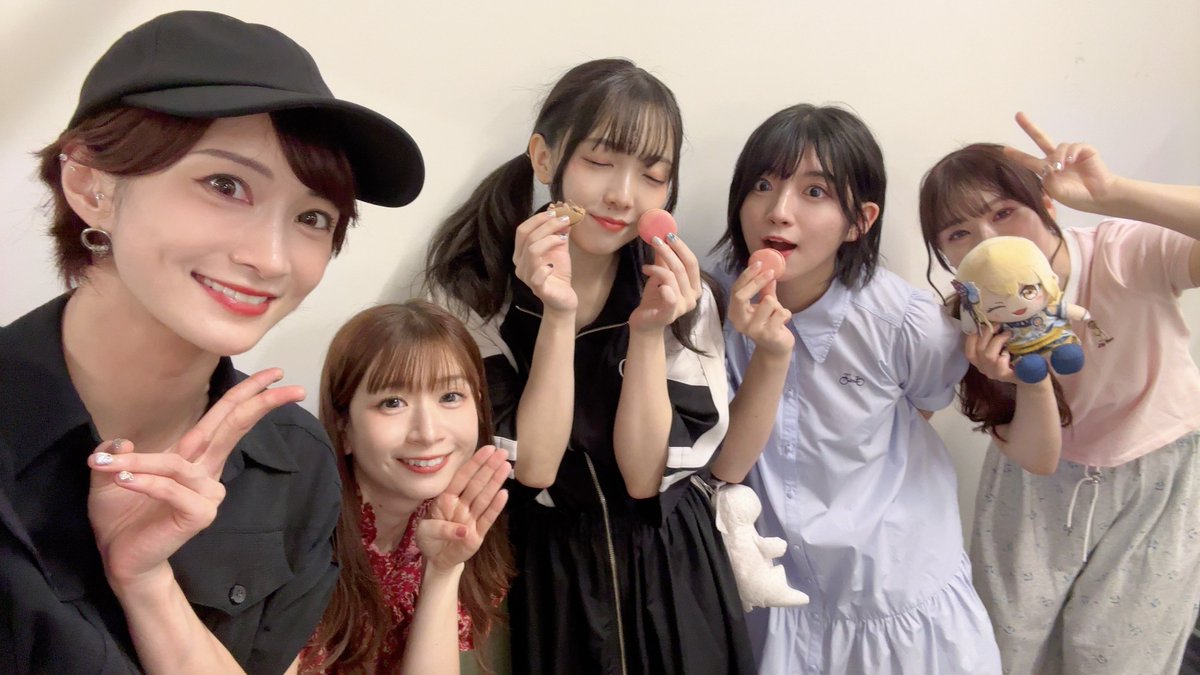 240y_k's tweet photo. 年始だーーーーーーーーー🎍
タイトル的に昨日とは全然違う感じになりそうですねぇ

#バンドリ https://t.co/0IrDY4NH7H