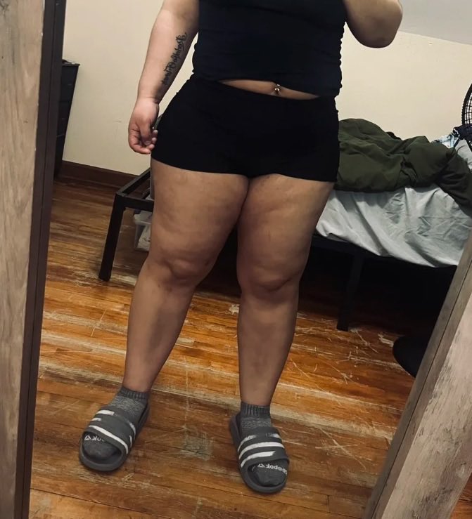angelicakicks's tweet photo. A kick in the balls from these legs &amp; there goes your manhood 😭 https://t.co/Fg8dNxAxuS