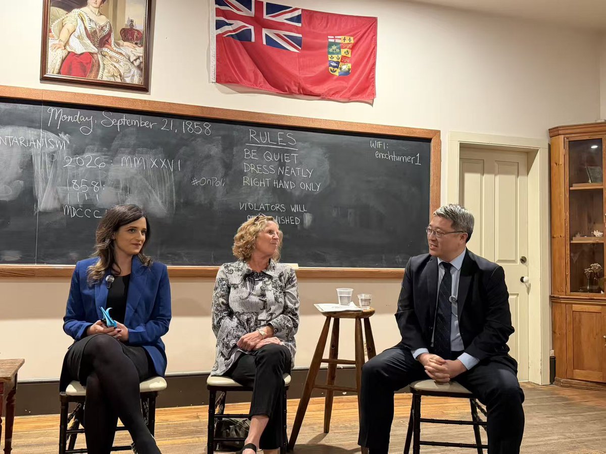 DrPeiTO's tweet photo. An honour to share the stage with @Kathleen_Wynne and @NokhaDakroub for a lively discussion on the future of school boards. 

School board trustees have an important role to play as a local advocate for accountability, student achievement &amp; student wellbeing. https://t.co/0Z6e6YPQy9