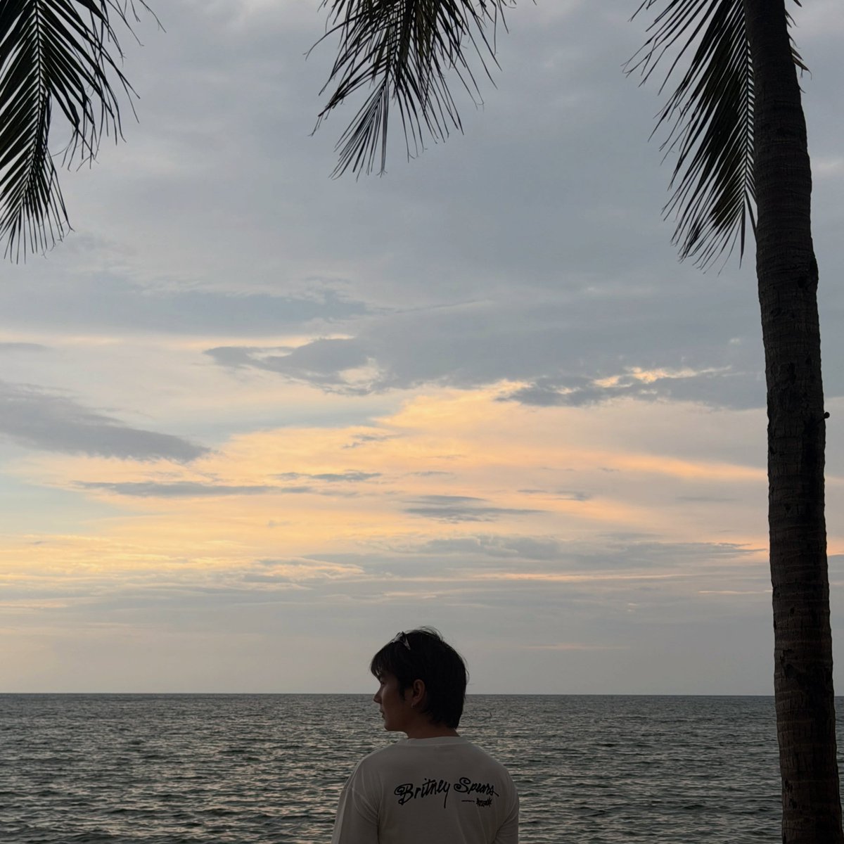 NAGRBBB1's tweet photo. [22092026] IG : buildurluve 
Broken things still have purpose. ↑

@JakeB4rever 
#BuildJakapan #Beyourluve https://t.co/jymZHISLrB