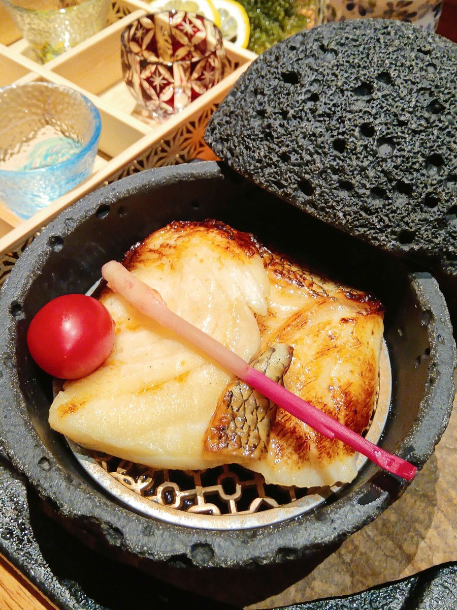 NildaWessesw's tweet photo. Late night cravings My tiny ramen stall serves warm broth and stories till 2 a.m. Come sit—no rush, no noise, just noodles. https://t.co/LptJTpkFvc