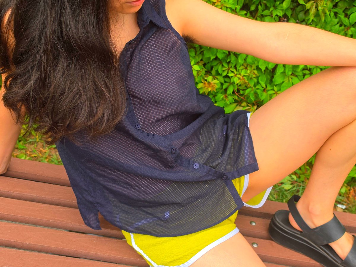 mividitis6025's tweet photo. Asi sali hoy les gusta ?  150 likes y subo una con la camisa abierta 🙈🙈 https://t.co/KCg4CRLSsi