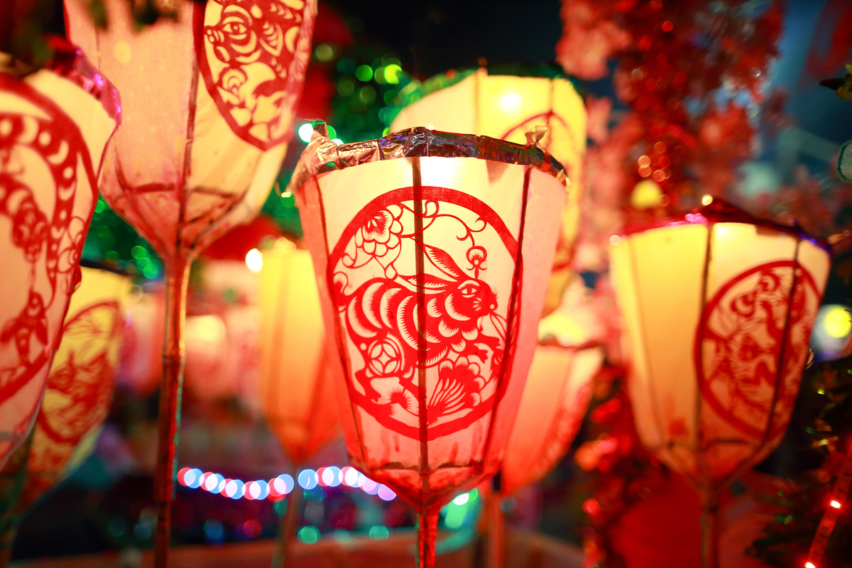 MelvaMcgoozfja's tweet photo. The lanterns glow, the drums beat soft—happy Lantern Festival, may your nights be bright and your days full of small joys. https://t.co/2XWezDk2UP