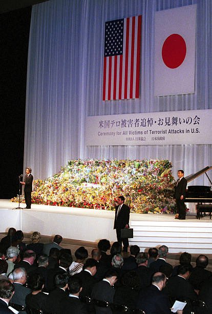 25YearsAgoLive's tweet photo. Japan hosts a memorial ceremony for the September 11 attacks. 

Japanese Prime Minister Junichiro Kozumi pledges Japan’s support for any American anti-terrorist efforts. https://t.co/tkR30wS5Uk