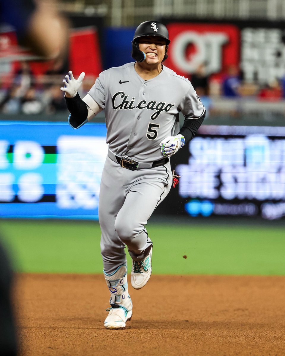 whitesox's tweet photo. having a blast https://t.co/sRLhoMVJet