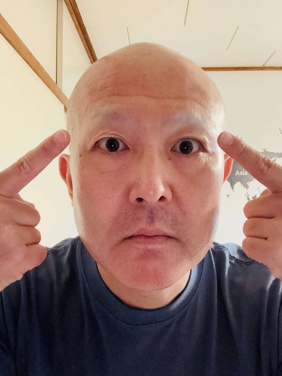 HamamatsuMDeaf's tweet photo. #役者魂 🎭
今度の舞台のために
眉毛を剃りました
頑張るぞ💪✊
#手話芸人 より https://t.co/nkshDusbLd