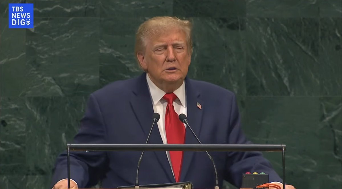 newsnews_today's tweet photo. トランプ大統領の国連演説、この部分が良かったね😊👍
↓

🔳人権理事会・移民・グローバリストについて
世界中で本当の残虐行為が起きているにもかかわらず、国連の人権担当高官が時間を使っているのは、米国が子どもたちをトランスジェンダーの切断と狂気から守り、移民法を執行していることを批判することだ。
人権理事会の卑劣な偽善者たちは、キリスト教徒への迫害や、世界で最も抑圧的な体制の犯罪についてはほとんど何も言わない。
その一方で、米国に対しては、世界で最も危険な場所からギャングや犯罪者の移民を受け入れろと言っている。
最悪の場所から最悪の人々を入れろというのだ。
かつてはそうしていたが、もうしない。
深く皮肉なのは、国連には文化遺産を守るための機関、ユネスコという人々と国のグループがあることだ。
それなのに、大量移民を絶えず推進することで、これらのグローバリストたちは歴史上最も偉大な文化と最も非凡な遺産を積極的に破壊している。
違法移民に対する人権などない。しかし、主権国家であり続ける権利はある。私たちは主権国家であり続けたいのだ。あなた方もそうあるべきだ。

🔳AI人工知能（超知能）と温暖化について
「地球温暖化で12年以内に全員死ぬ」と言っていた同じ人々――地球が温暖化ではなく冷却していたので名前は「気候変動」に生まれ変わった。誰も死んでいない――が、今は、同じ連中が、「AIが私たちを殺し、ロボットが私たちを襲う、すべてが惨事」だと言っている。同じ連中だ。