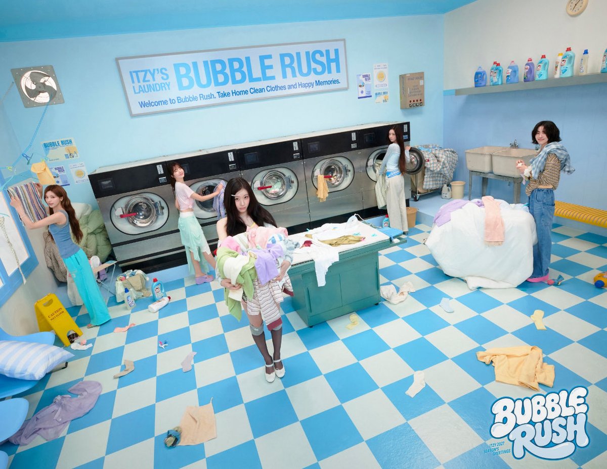 itzypopbase's tweet photo. ITZY announces their 2027 Season’s Greetings, ‘BUBBLE RUSH’. https://t.co/eY5LAj4o3A
