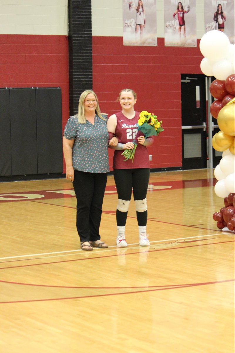 RiverdaleVB's tweet photo. We got to celebrate a great group of student-athletes tonight at their last regular season home game! ❤️💛🏐#onceawarrior https://t.co/3hBbUHIwhh
