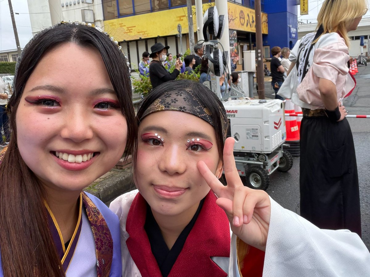 marry_yosakoi's tweet photo. 大好きな人達と今回も写真撮れて幸せでした✨💞

らむちゃん何気に初2ショな気がする､､､？縁火めっちゃかっこよかったな🔥🔥

#よさとせ歌舞輝
#TEAMSAKURA 
#縁火 https://t.co/2MZthXfB3Y