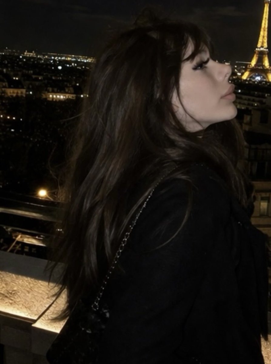 AriLope81's tweet photo. Paris was a dream , deseo volver a Francia 🇫🇷, https://t.co/U72YTvj08a