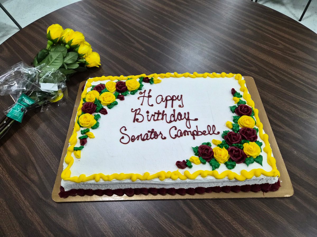 DonnaCampbellTX's tweet photo. It's become a bit of a tradition for the wonderful folks of the Republican Club of Comal County to invite me to speak and have birthday cake after the meeting.  Thank you to everyone who came out - It's always great reconnecting with long-time friends and meeting new ones! https://t.co/4dM7IyiJT6