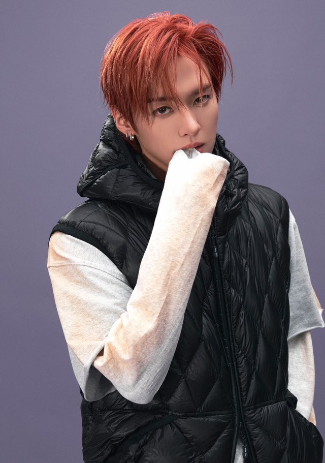 staysday6's tweet photo. NEW MATIN KIM COLLECTION WITH LEE KNOW 🤍 https://t.co/6gdBTCNyRC