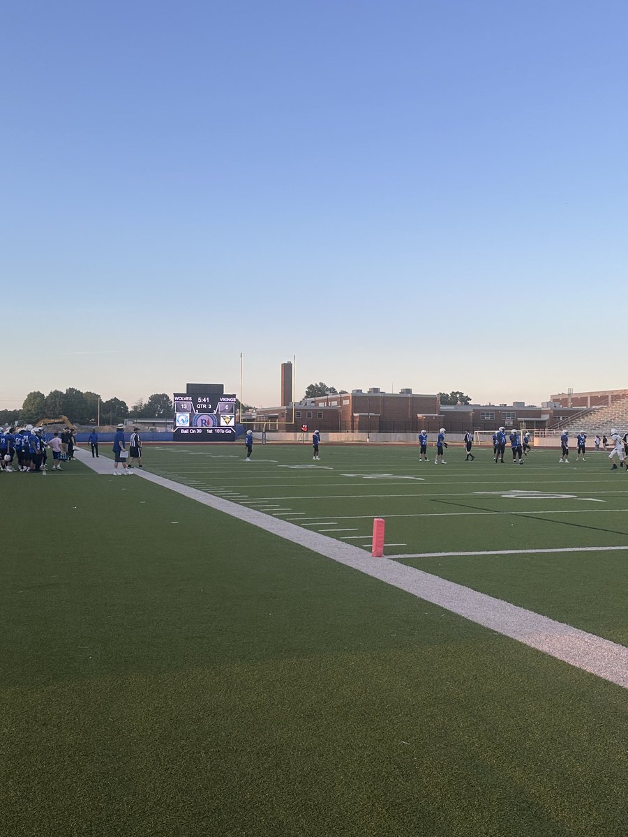 coachACopeland's tweet photo. Tuesday night lights!! With future @Richardson1FB eagles from @WestwoodJH_RISD!
#EaglesLevelUp๐ฆ
#RISDDreamOn https://t.co/3EFk6RAFU9
