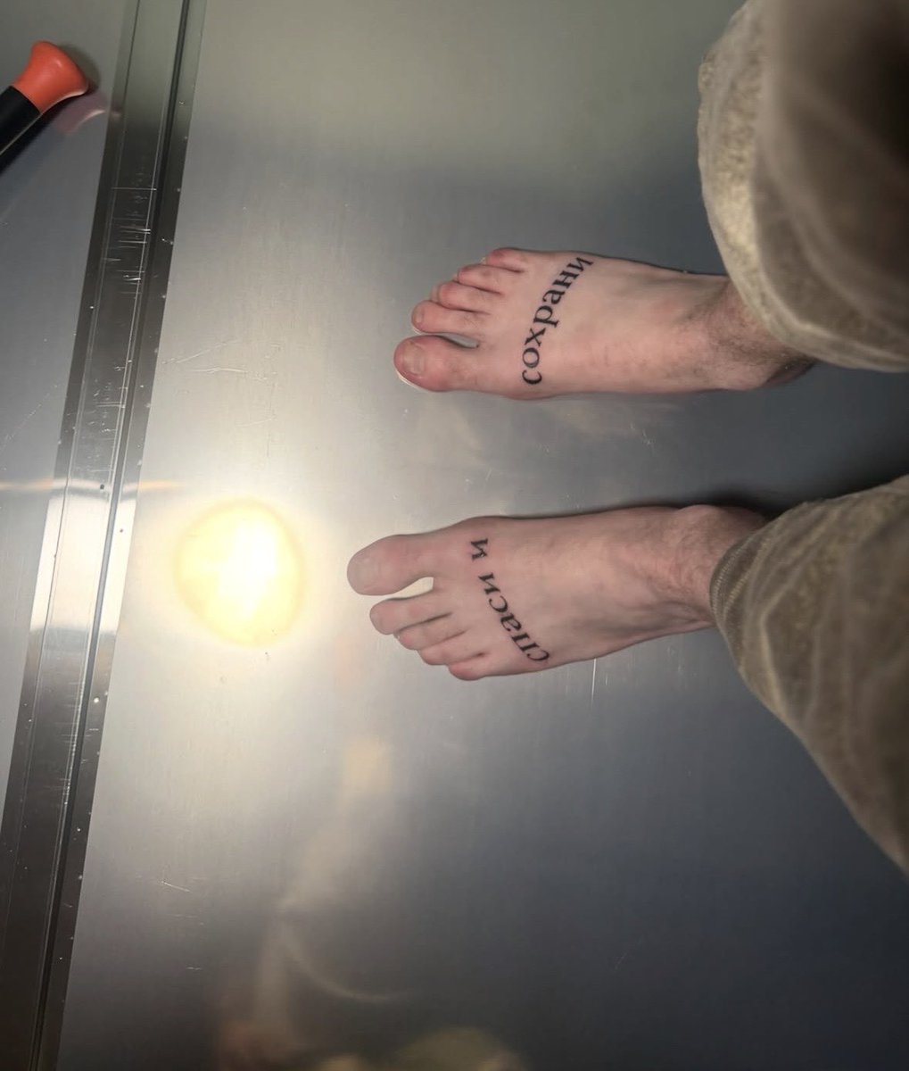 henssysailrmoon's tweet photo. #buckshotfeettwt https://t.co/cN9lxPA2mN