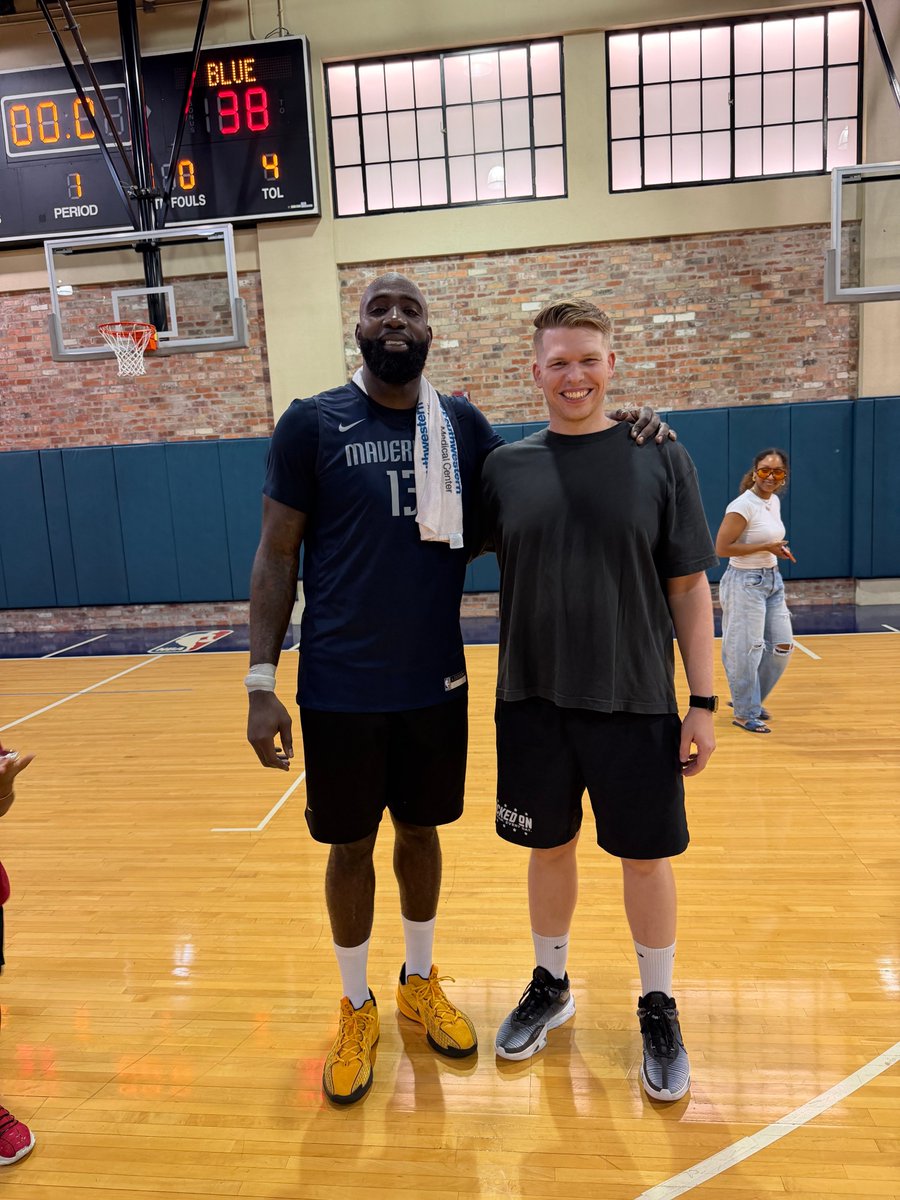 NickVanExit's tweet photo. Shouout to @MavsPR for having us out for the 1st Mavs Media game.

We didn't get hurt and I grabbed a rebound away from Quincy Acy. That's a win for me. https://t.co/upSjocxvr7