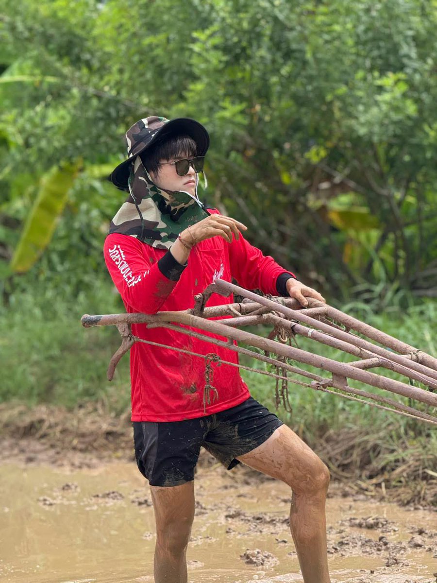 forskynani_'s tweet photo. เซียนหรั่ง วิถีชีวิตแบบมะลายยายอยาก FACEBOOK
🔗 https://t.co/YsFnp3j6cU

เซียนหรั่งตอน ไนดำแลกเป็ด

SKYNANI ON SIANRANG

#เซียนหรั่งxSkyNani
#skywongravee #hirunkit_ https://t.co/GHkLVvRcBM