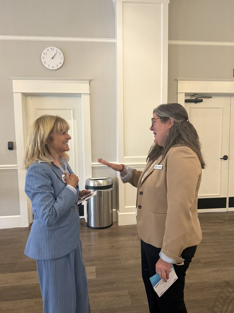PattiAdairOR's tweet photo. Great Oregon City Business Alliance lunch today on education with Dr. Tim Cook and Dr. Sarah Crane. Funding, CTE, and real pathways from school to work. Stronger partnerships with local businesses = a stronger local economy. #OR05 #OCBA https://t.co/0ZG9TwL8P0