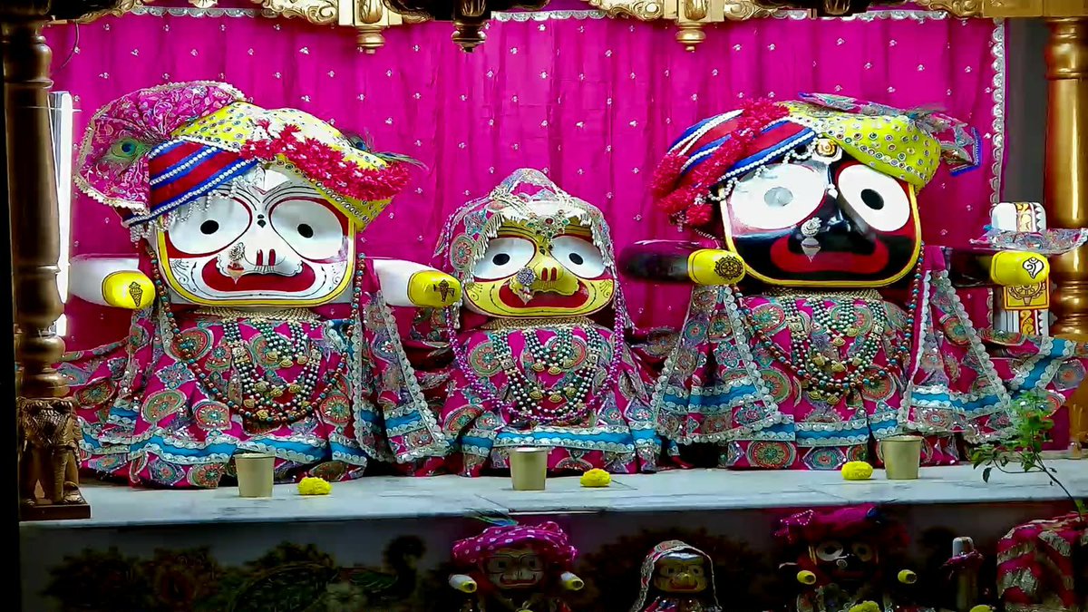 Iskcon_vvn's tweet photo. —❀꧁𝐻𝑎𝑟𝑒 𝐾𝑟𝑖𝑠ℎ𝑛𝑎꧂❀—
🌿🛕Mangla Darshan🛕🌿
—❀꧁23-09-2026꧂❀—
🌹 Sri Sri Radha Giridhariji🌹 
🌷ISKCON VVN Anand🌷
—❀꧁𝐻𝑎𝑟𝑒 𝐾𝑟𝑖𝑠ℎ𝑛𝑎꧂❀— https://t.co/XrGfH2PweA
