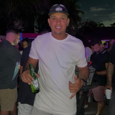 rueles22's tweet photo. #NovaFotoDePerfil https://t.co/05eK3iOz27