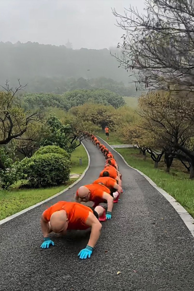MadeleneKiytpp's tweet photo. Breaking limits today! Pushed through the last mile of my training, no excuses, only gains.  #FitnessChallenge， https://t.co/fH12YrNR0H