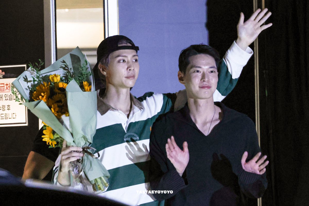 taetaeyoyoyo's tweet photo. 260920 THE RED LINE 퇴근

HQ

#도영 #ドヨン #Doyoung
#JOHNNY #쟈니  #ジャニ
#NCT #NCT127 https://t.co/Hjr0QhD09m