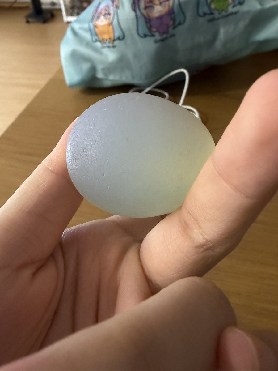 aaaaaaaaaa38801's tweet photo. I just remembered to post abt this but yesterday after I sat in my seat a guy cosplaying gaster in front of me turned around and went ‘Spamton?’ to which I said yeah. And then he gave me this surprisingly weighty stone/crystal egg??? Idk felt like a real life gaster encounter https://t.co/WYAvnTfUJY