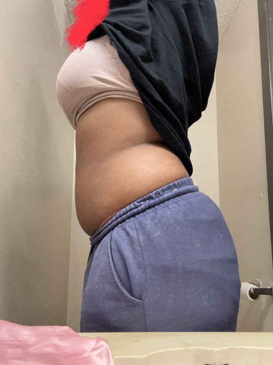 sweetststarfire's tweet photo. Some people who aren’t skinny legends say they want my body but I don’t want MY body. I wanna be a skinny legend too. Anyways what yall think???? Also im delulu but i think if i get skinny id have aespa’s winter’s build with more ass #shedtwt #edtwt #ricecaketwt https://t.co/tDZaYA3Ww8