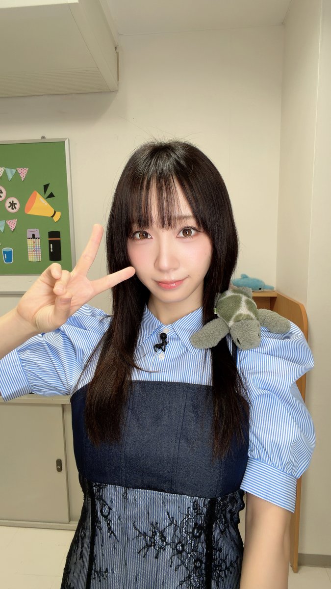 iorimoe_five's tweet photo. 本日の19:30から 『#もちほっぺ放送局 VOL.4』#トリッカル 記念のスペシャル配信！放送に出演します！✌️
今回お話をいただいたのをきっかけに始めて楽しく遊んでます！

放送とっても面白いのでぜひ見てね〜！👀✨

#トリッカル1周年 https://t.co/RBN4QZm8wR