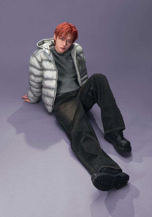 leeknowarchive's tweet photo. LEE KNOW FOR MATIN KIM WTH

#LEEKNOWxMATINKIM https://t.co/hxa8CqCnnO