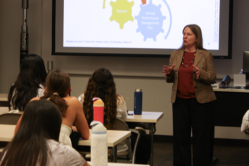 CSusanHowes's tweet photo. I returned to the The University of Texas at Austin last week to speak with students in the Hildebrand Department of Petroleum and Geosystems Engineering (PGE), at the invitation of Paphasorn (Pair) Chotjinda, President of UT Women in Petroleum &amp; Geosystems Engineering. #hookem https://t.co/nAMAwdeBiu