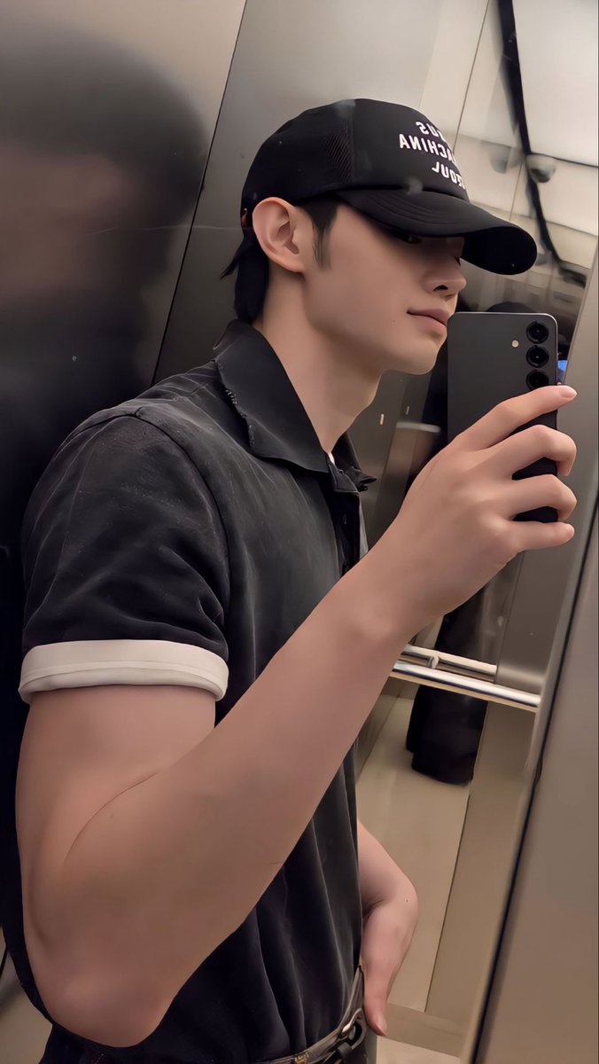 ejyuanch's tweet photo. Ej Yuan Chen 🔞 https://t.co/Eb7MX6bmXS