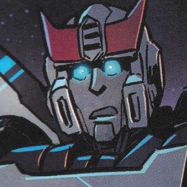 buttsmacker2001's tweet photo. WHERE IS THIS FROM WHERE ARE THESE FROOOOOM???? PROWL IS SO CUTE. https://t.co/itEcbzYeaa