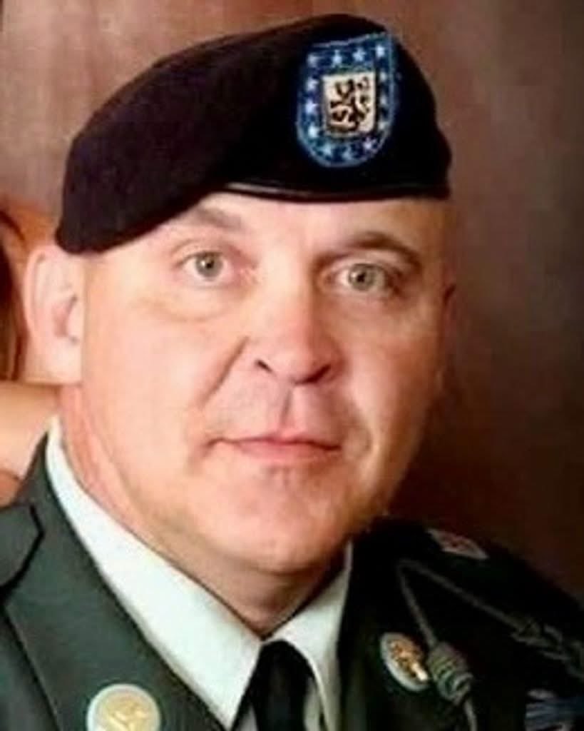 boonecutler's tweet photo. **** Call For Attendance
 (Bowling Green, KY) **** 

Gary Wayne Ausbrooks, 59, of Bowling Green, Kentucky, passed away unexpectedly on September 19, 2026, in Elizabethtown, Kentucky.

Gary was a proud 23-year Army veteran who took tremendous pride in his military service. His years in the Army were an important part of his life and reflected the dedication, loyalty, and strength that he carried with him throughout the years.

Gary was known for his kindness, generosity, and willingness to help others. He was the kind of person who would give the shirt off his back to someone in need and never hesitate to lend a helping hand. Although he could appear tough on the outside, those who knew him best knew him as a true teddy bear with a big heart.

Gary had a lifelong love of motorcycles and music, especially drumming. He was an amazing drummer and was a member of the band Sixty-Eight Eighty, where he shared his love of music with others. These passions were an important part of who he was and brought him joy throughout his life.

He was a devoted father to his daughter, Taylor Ausbrooks, whom he lovingly called his “baby girl.” He was a source of guidance, support, and unconditional love, and took great pride in the woman she became. Gary also leaves behind his beloved dog, Bullet, whom he considered his second child and loved dearly.

Gary is survived by his daughter, Taylor Ausbrooks (David McGee); his beloved dog, Bullet; his parents, Linda Ausbrooks and James Ausbrooks; and Tina Ausbrooks, Taylor’s mother, with whom he maintained a friendship over the years. He also leaves behind many family members, friends, fellow veterans, and loved ones who will deeply miss him.

He was preceded in death by his older brother, Rick Lloyd Ausbrooks. His maternal aunt, Shirley McGonigal, and his maternal and paternal grandparents.

The family will honor his wish to be cremated following the service.

Visitation
Thursday, September 24, 2026
2:00 - 6:00 pm (Central time) 

Funeral Service
Thursday, September 24, 2026
6:00 - 7:00 pm (Central time) 

Hardy & Son Funeral Home
3098 Louisville Rd.
Bowling Green, KY 42101

https://t.co/XjzptGZLNM