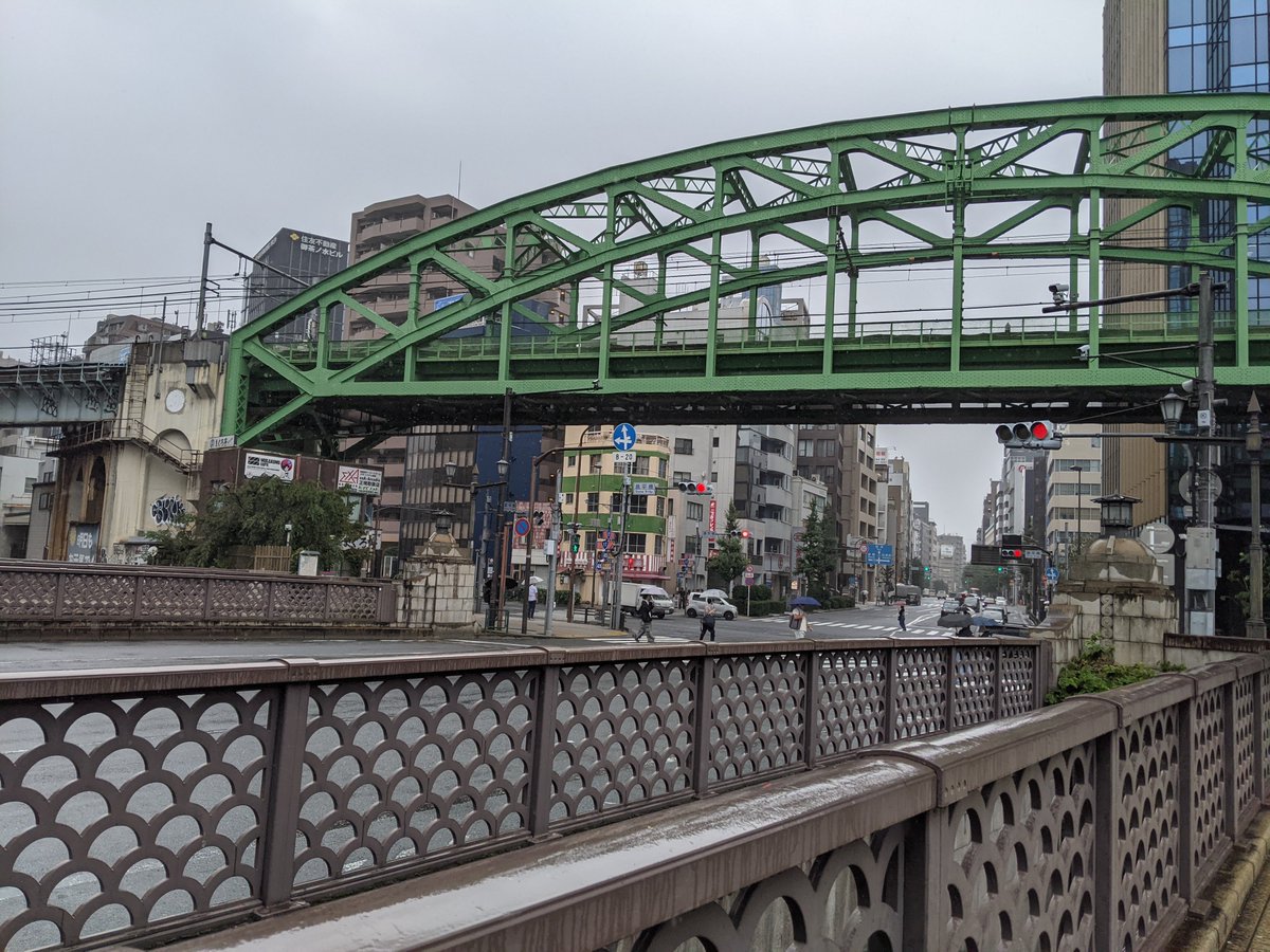 celorin2800's tweet photo. 欲しいものが買えたので、雨なので早めに帰ります(´・ω・｀) https://t.co/tat4Z2vBDj