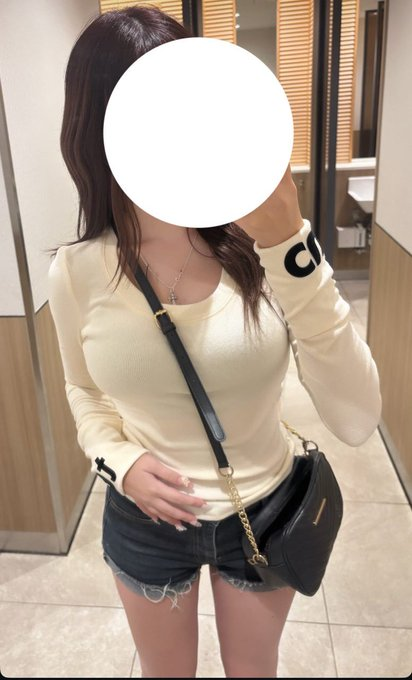 TammyKuta's tweet photo. 昭和生まれの男性の方、いらっしゃいませんか？
下心ある人で秋田でどうでしょうか？
話合うと思うので
#秋田 https://t.co/7314Pkvjbh