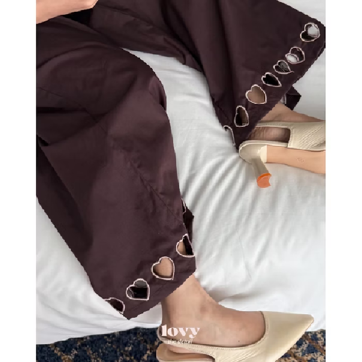 nandikagumi's tweet photo. ♡ ───── ⋆ ───── ♡

a little collection of pretty pants

♡ ───── ⋆ ───── ♡ https://t.co/CU3qjUz9Ts