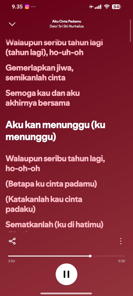 timurhamoe's tweet photo. This song choice for thomas sanja :) kalau dengar suara kretek mungkin hatiku https://t.co/QpS7nSwdRk