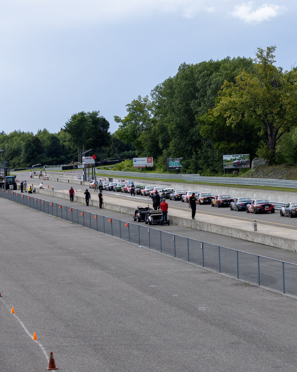 MandyPhilb8q's tweet photo. Miata Canada Cup racing series is seeing more entries this year. Tag yourself in this photo! https://t.co/hi0ZzRxcCI