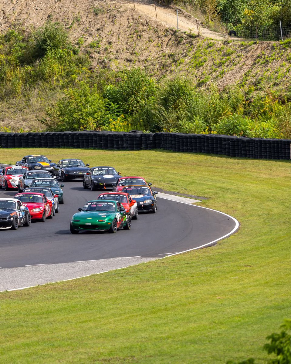 MandyPhilb8q's tweet photo. Miata Canada Cup racing series is seeing more entries this year. Tag yourself in this photo! https://t.co/hi0ZzRxcCI