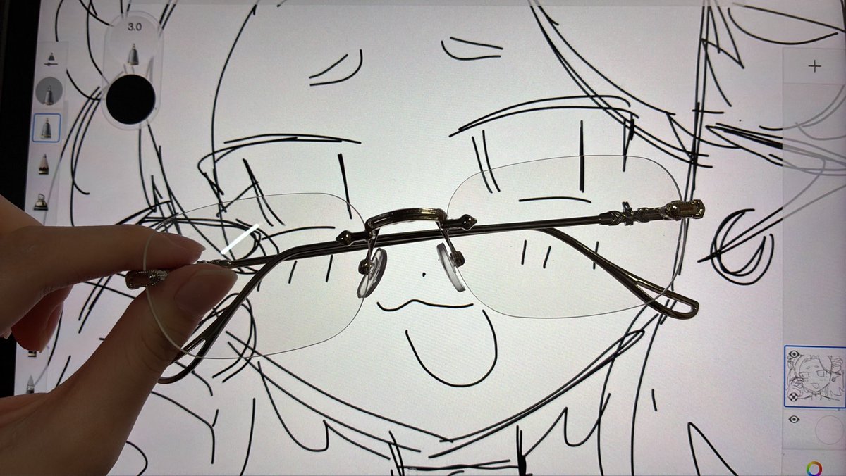 sentaku83's tweet photo. ただやってみたかった落書きのピラ https://t.co/cENFwKQvMa