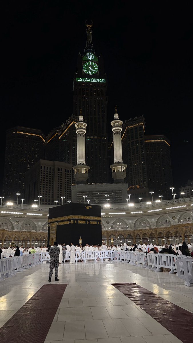 R_Otbi's tweet photo. ربِّ اجعَل هذا البلد آمنًا 🤍💚🕋 https://t.co/7lWUy5S4H3