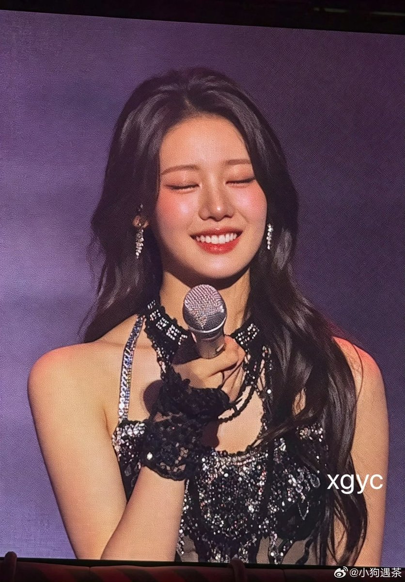 rorayaaa_'s tweet photo. awww😼😽💛🖤 https://t.co/ACz7jUUF6W