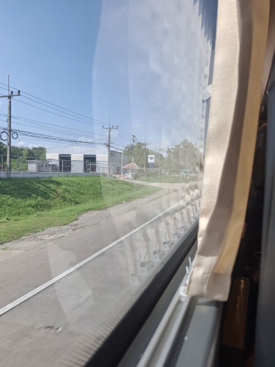 MrTorMini1's tweet photo. บ๊ายบายประเทศตาก https://t.co/iSNvzddUzf